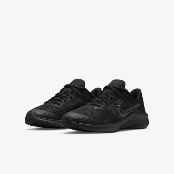 Black / Dark Grey Kids' Nike Downshifter 11 Older Road Sneakers | NK082ZPJ