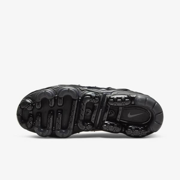 Black / Dark Grey Men's Nike Air VaporMax Plus Sneakers | NK015TQV