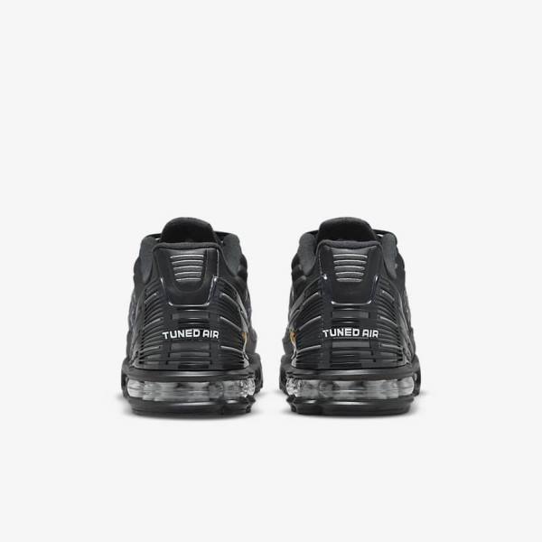 Black / Dark Grey / White Men's Nike Air Max Plus 3 Sneakers | NK825TFZ