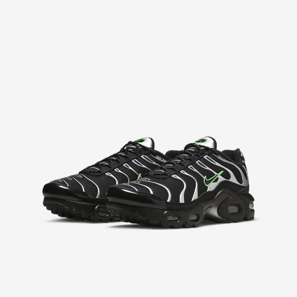 Black / Green / Metal Silver / Black Kids' Nike Air Max Plus Older Sneakers | NK503OVG