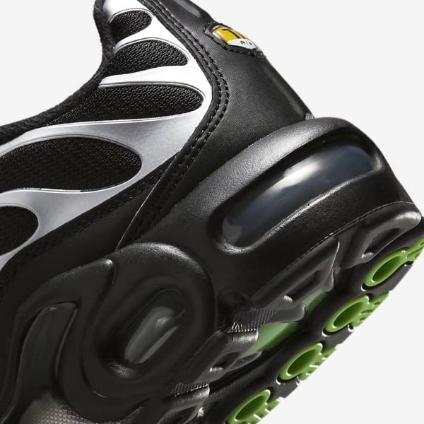 Black / Green / Metal Silver / Black Kids' Nike Air Max Plus Older Sneakers | NK503OVG