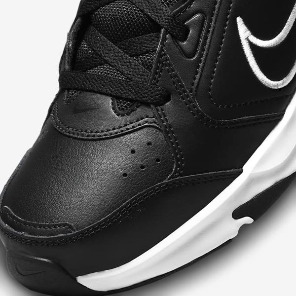 Black Men's Nike Defy All Day Sneakers | NK960FRN