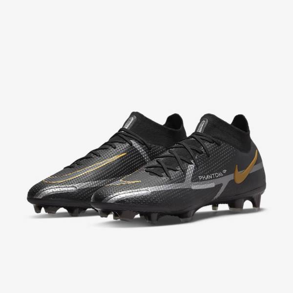 Black / Metal Gold / Metal Silver / Metal Dark Grey Men's Nike Phantom GT2 Dynamic Fit Elite FG Firm-Ground Football Shoes | NK628ABS