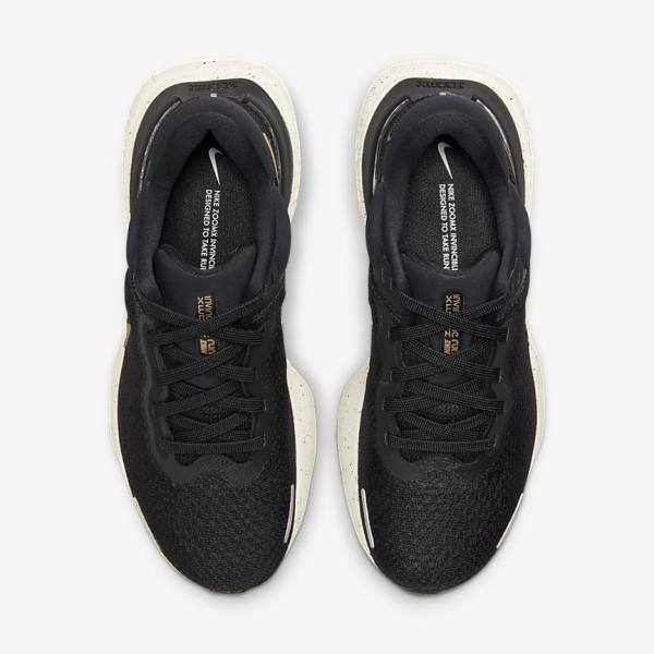 Black / Metal Gold Women's Nike ZoomX Invincible Run Flyknit Road Running Shoes | NK751DNQ