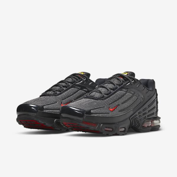 Black / Silver / Red Men's Nike Air Max Plus 3 Sneakers | NK572YJM