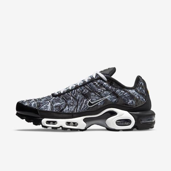 Black / White / Dark Grey / Black Men\'s Nike Air Max Plus Sneakers | NK052FCW