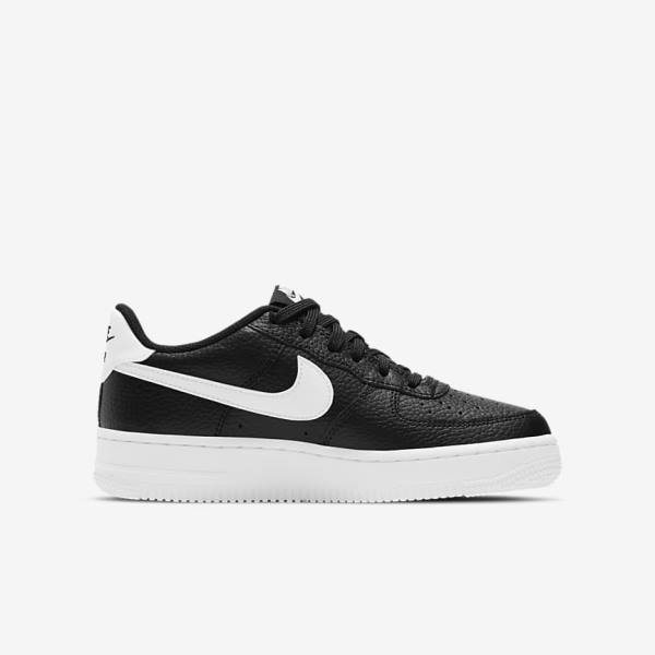 Black / White Kids' Nike Air Force 1 Older Sneakers | NK270MBD