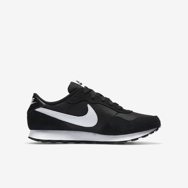 Black / White Kids' Nike MD Valiant Older Sneakers | NK560YQM