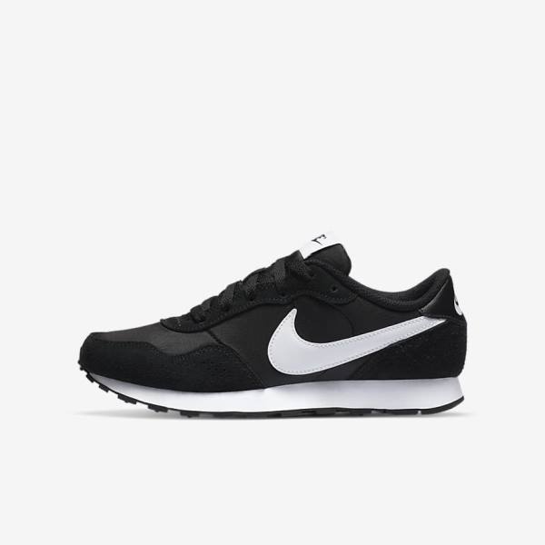 Black / White Kids\' Nike MD Valiant Older Sneakers | NK560YQM