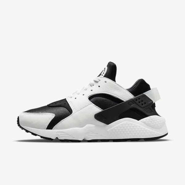 Black / White Men\'s Nike Air Huarache Sneakers | NK872VGN