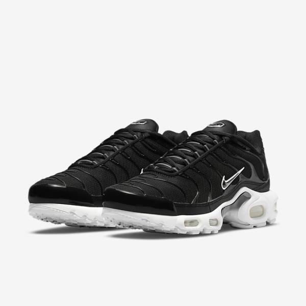 Black / White Women's Nike Air Max Plus Sneakers | NK725UYD