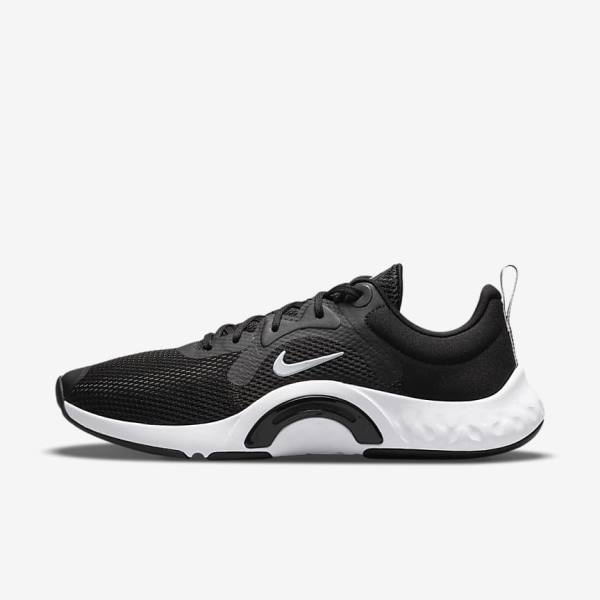 Black / White Women\'s Nike Renew In-Season TR 11 Training Shoes | NK316RNL