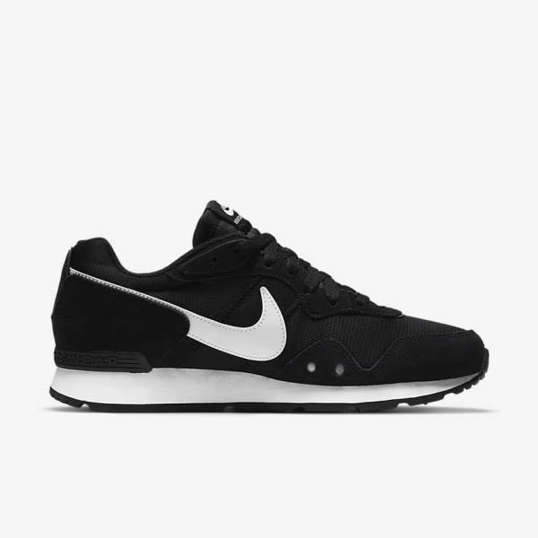 Black / White Women's Nike Venture Runner Sneakers | NK385TLF