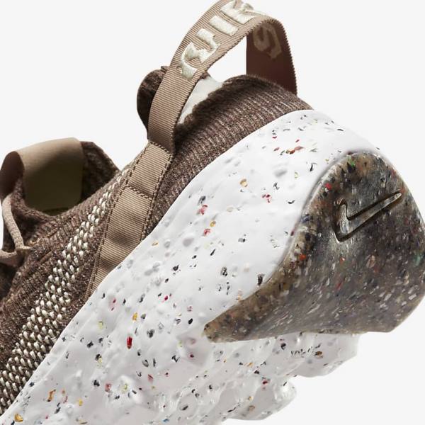 Brown / White Women's Nike Space Hippie 04 Sneakers | NK620KQP