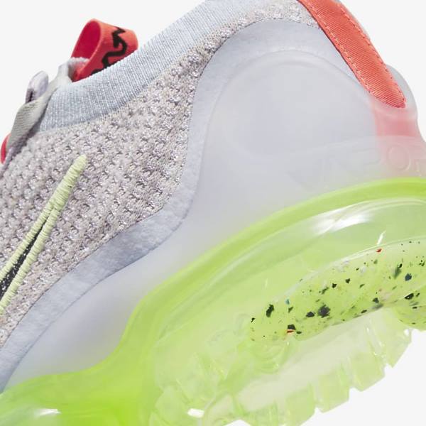 Light Beige / Light Green / Black Women's Nike Air VaporMax 2021 FK Sneakers | NK897RBU