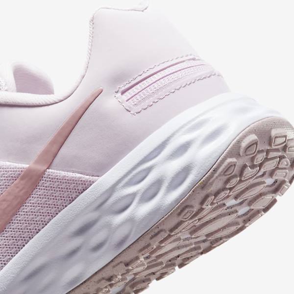 Light Purple / White Women's Nike Revolution 6 FlyEase Next Nature Easy On-Off Road Running Shoes | NK498MRV