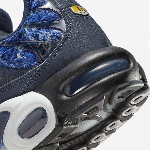 Navy / White / Black / Navy Men's Nike Air Max Plus Sneakers | NK179OGX