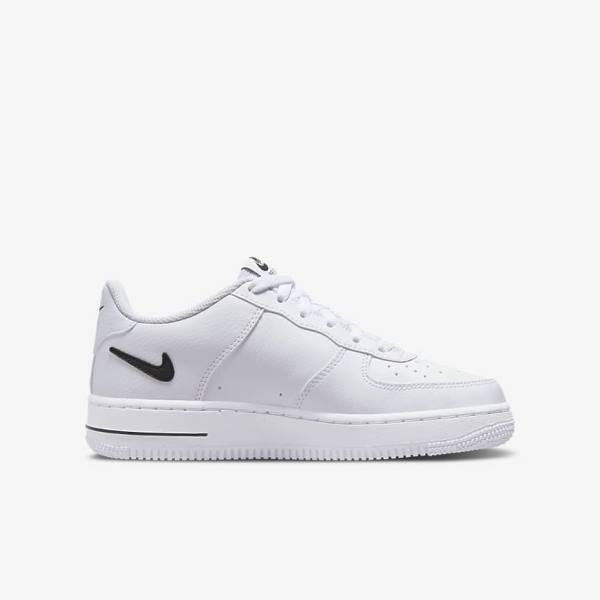 White / Black Kids' Nike Air Force 1 Older Sneakers | NK029UAJ