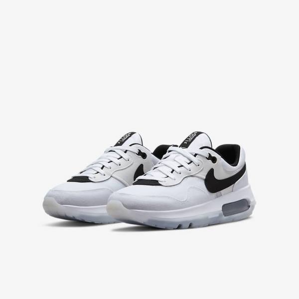 White / Black Kids' Nike Air Max Motif Older Sneakers | NK796MPL