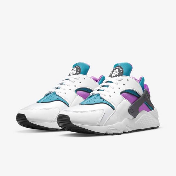 White / Black Men's Nike Air Huarache Sneakers | NK706SRY