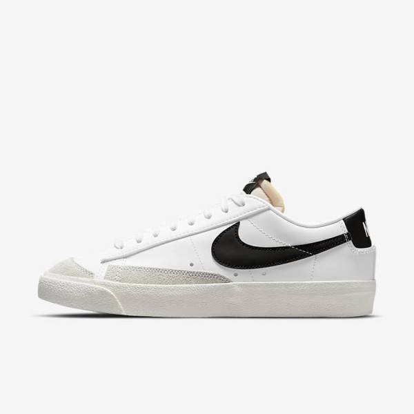 White / Black Women\'s Nike Blazer Low 77 Sneakers | NK051EWK