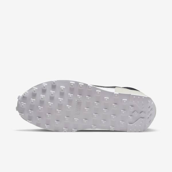 White / Black Women's Nike Daybreak Sneakers | NK320CGN