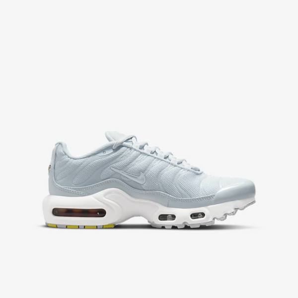 White Kids' Nike Air Max Plus Older Sneakers | NK958ZNW