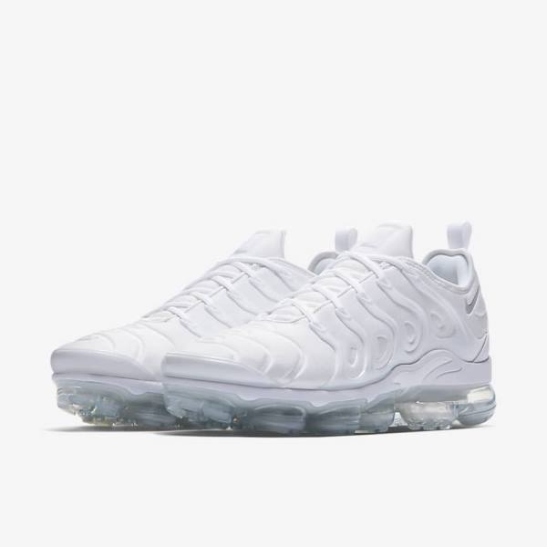 White / Platinum / White Men's Nike Air VaporMax Plus Sneakers | NK941UCM