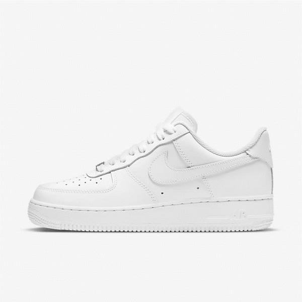 White Women\'s Nike Air Force 1 07 Sneakers | NK932BHN