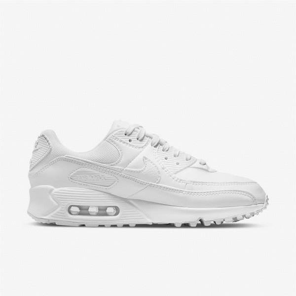 White Women's Nike Air Max 90 Sneakers | NK564ULB