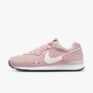 Pink / Black / White Women's Nike Venture Runner Sneakers | NK863NZG